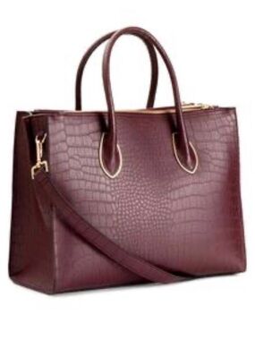 H&M Burgundy croc-embossed texture. Tote Gold Hardware